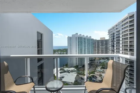 20505 E Country Club Drive Aventura FL 33180
