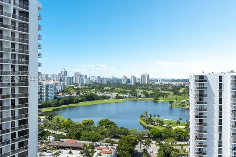 20505 E Country Club Drive Aventura FL 33180
