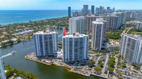 20505 E Country Club Drive Aventura FL 33180