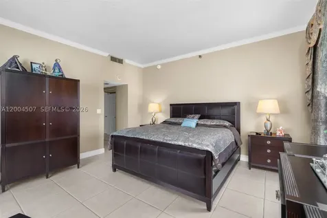 20505 E Country Club Drive Aventura FL 33180