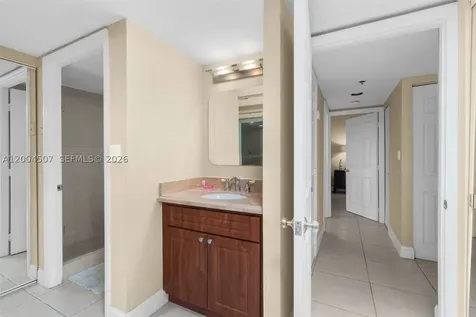 20505 E Country Club Drive Aventura FL 33180