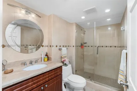 20505 E Country Club Drive Aventura FL 33180