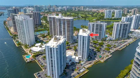 20505 E Country Club Drive Aventura FL 33180