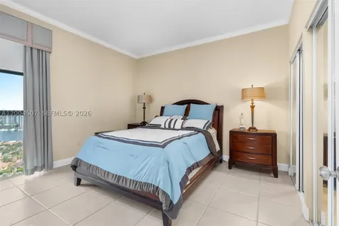 20505 E Country Club Drive Aventura FL 33180
