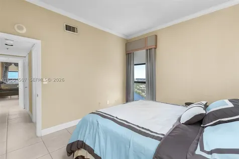 20505 E Country Club Drive Aventura FL 33180