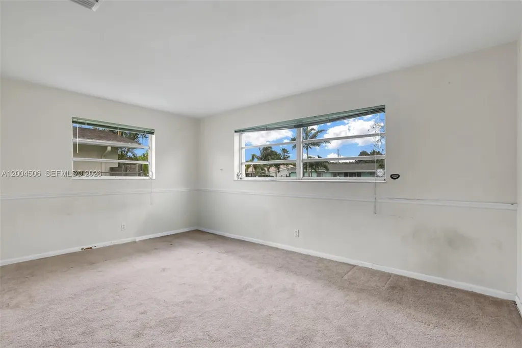 4201 Mckinley Street Hollywood FL 33021