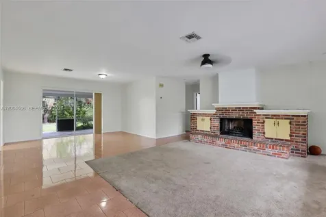 4201 Mckinley Street Hollywood FL 33021