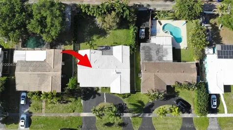 4201 Mckinley Street Hollywood FL 33021