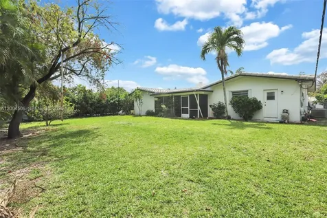 4201 Mckinley Street Hollywood FL 33021