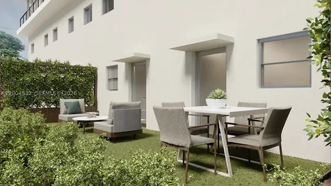 250 Collins Avenue Miami Beach FL 33139