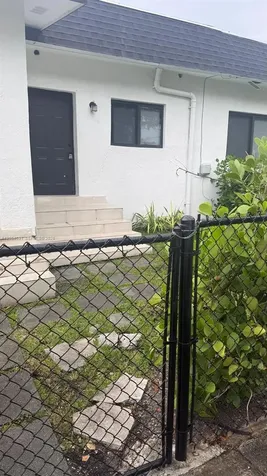 1800 NW 18th Terrace Miami FL 33125