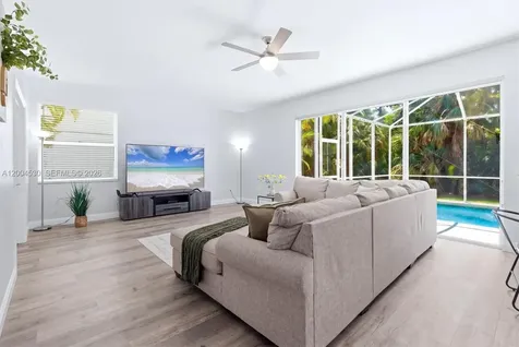 674 Clear Creek Drive Sarasota FL 34229