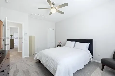 674 Clear Creek Drive Sarasota FL 34229
