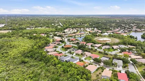 674 Clear Creek Drive Sarasota FL 34229