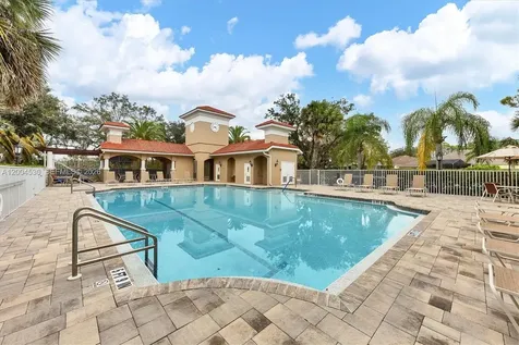 674 Clear Creek Drive Sarasota FL 34229