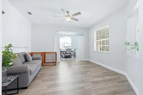 674 Clear Creek Drive Sarasota FL 34229
