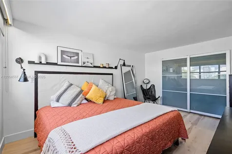 1881 Washington Avenue Miami Beach FL 33139