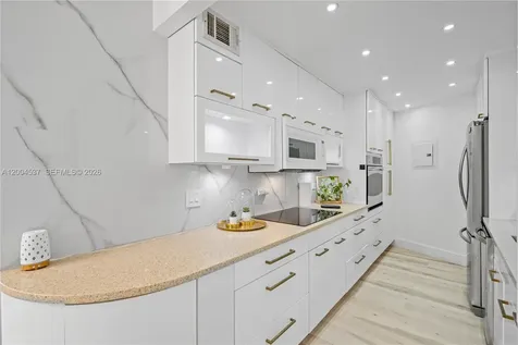 1881 Washington Avenue Miami Beach FL 33139