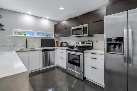 1741 NW 44th Street Miami FL 33142