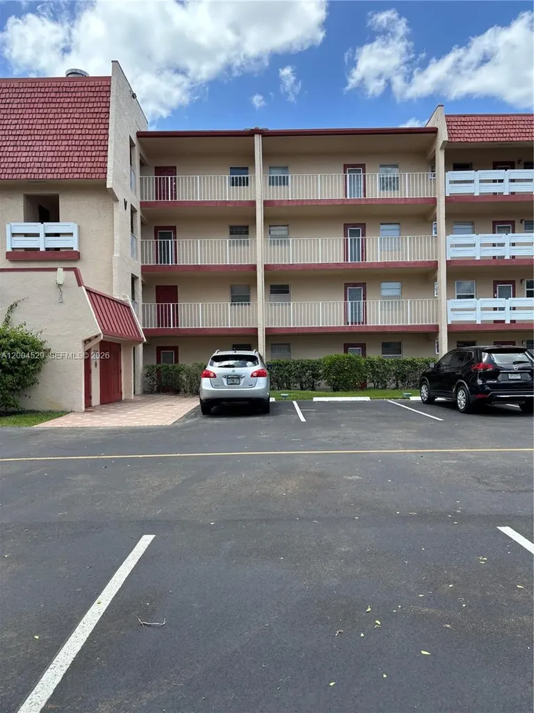 1045 Country Club Drive Margate FL 33063