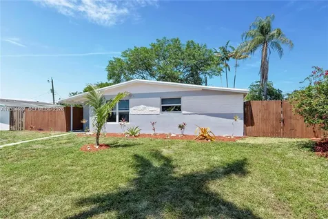 5621 SW 38th Court Davie FL 33314