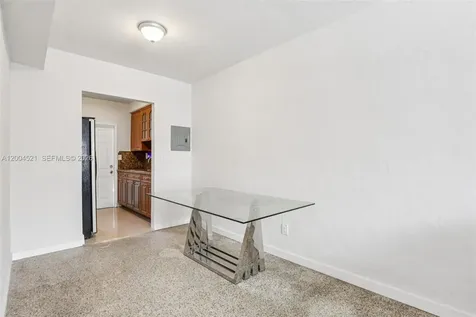 7975 Crespi Blvd, Unit 2 Miami Beach FL 33141