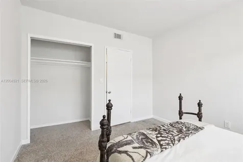 7975 Crespi Blvd, Unit 2 Miami Beach FL 33141