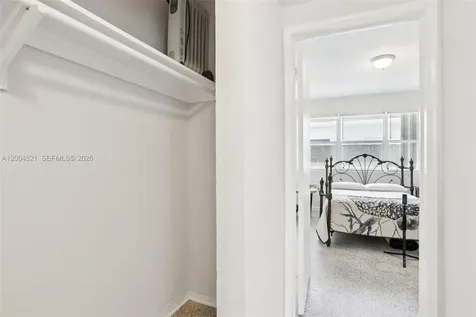 7975 Crespi Blvd, Unit 2 Miami Beach FL 33141