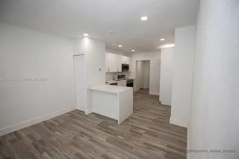 3045 SW 21st Street Miami FL 33145