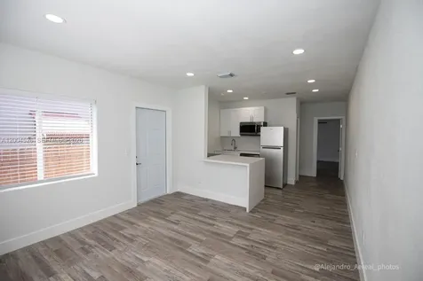3045 SW 21st Street Miami FL 33145
