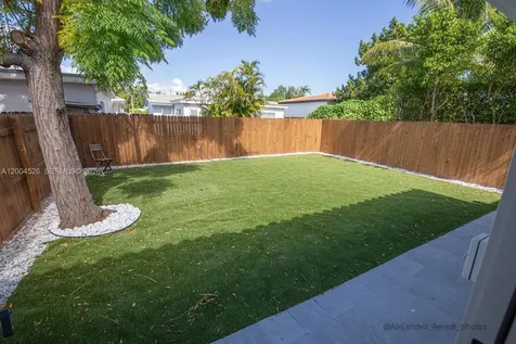 3045 SW 21st Street Miami FL 33145