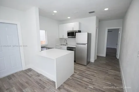 3045 SW 21st Street Miami FL 33145