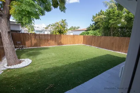 3045 SW 21st Street Miami FL 33145