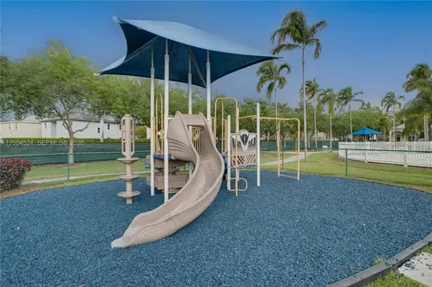 544 SE 32nd Avenue Homestead FL 33033