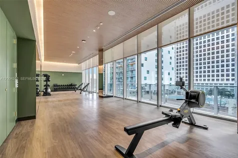 77 SE 5th Street Miami FL 33131