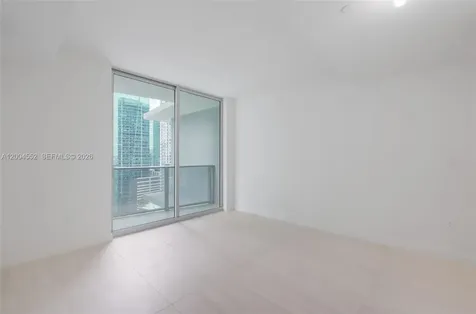 77 SE 5th Street Miami FL 33131