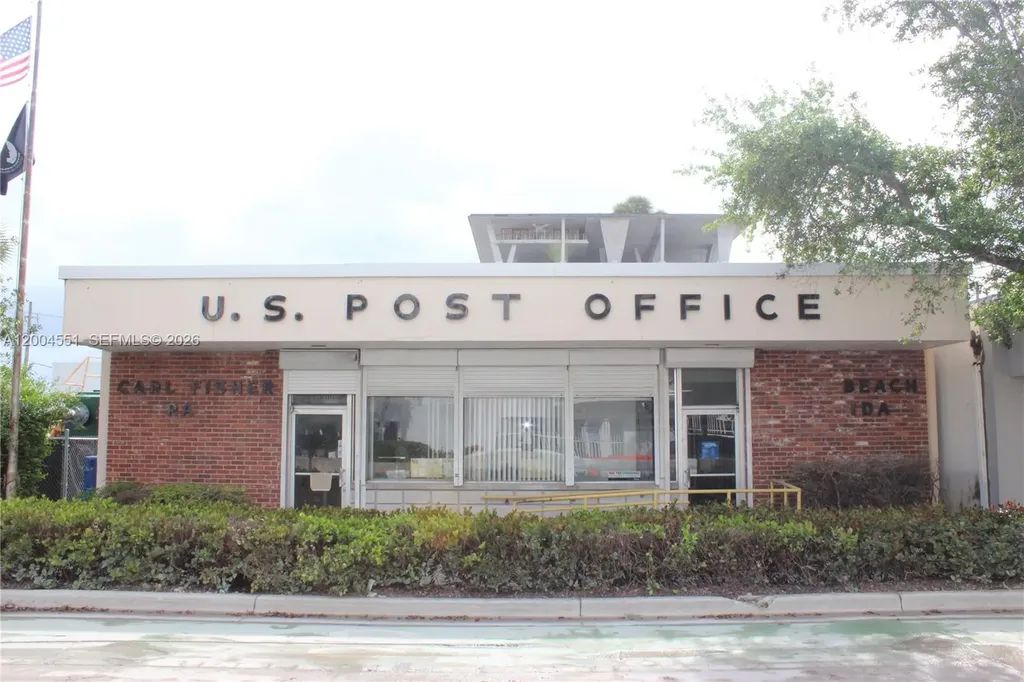 1661 West Avenue Miami Beach FL 33139