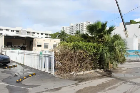 1661 West Avenue Miami Beach FL 33139