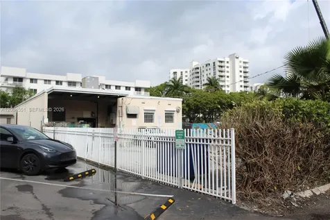 1661 West Avenue Miami Beach FL 33139