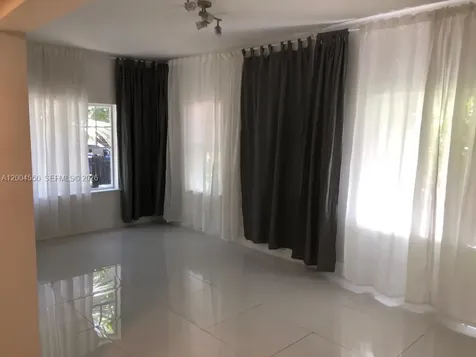 750 Pennsylvania Avenue Miami Beach FL 33139