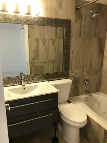 750 Pennsylvania Avenue Miami Beach FL 33139