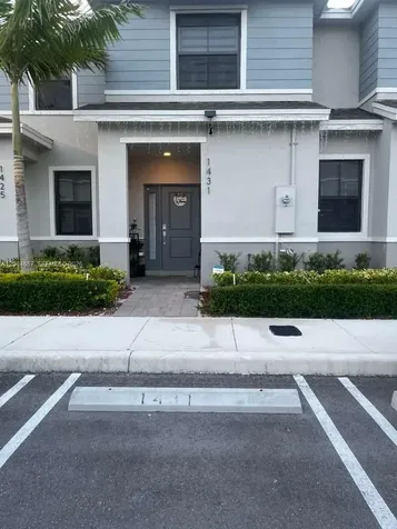 1431 NE 3rd Avenue Florida City FL 33034