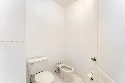 5869 NW 108th Place Doral FL 33178