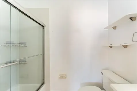 5869 NW 108th Place Doral FL 33178