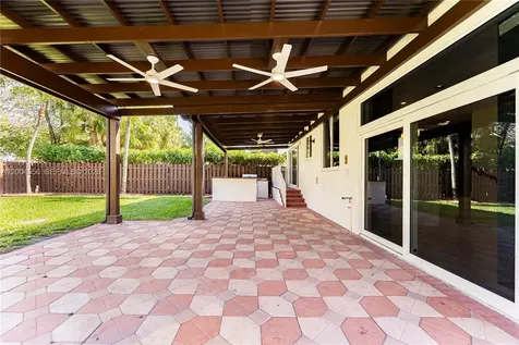 5869 NW 108th Place Doral FL 33178