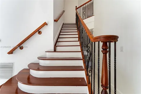 5869 NW 108th Place Doral FL 33178