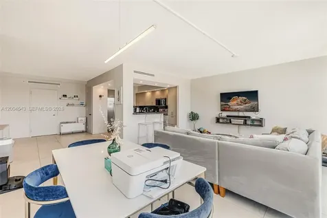 5055 Collins Avenue Miami Beach FL 33140