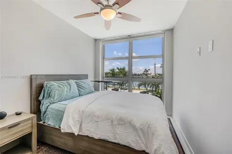 5055 Collins Avenue Miami Beach FL 33140