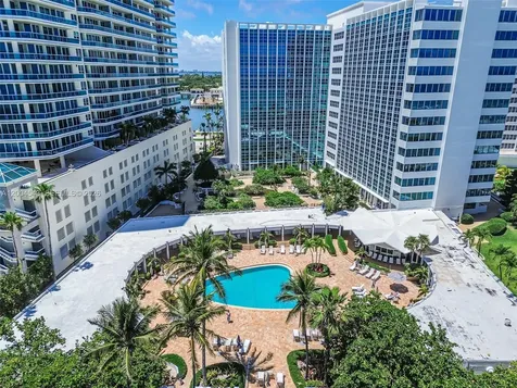 5055 Collins Avenue Miami Beach FL 33140