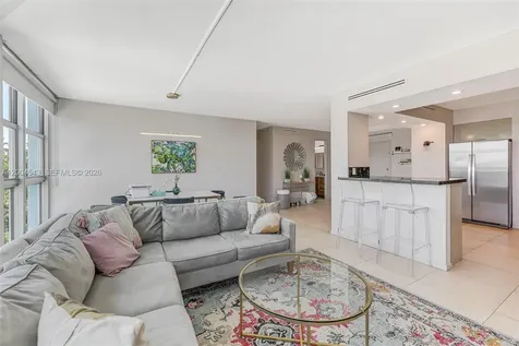 5055 Collins Avenue Miami Beach FL 33140